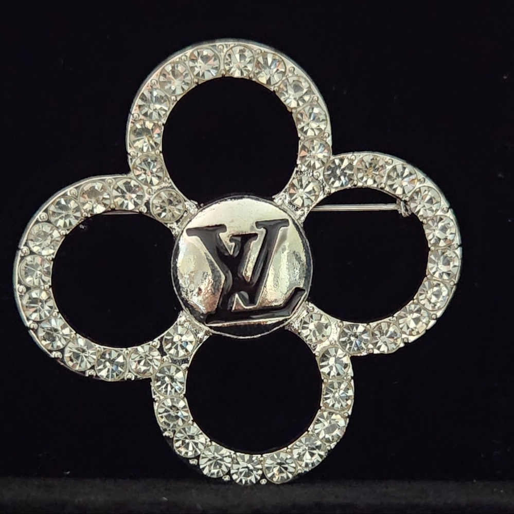 Inspired Fashion Rhinestone Brooch(Silver)